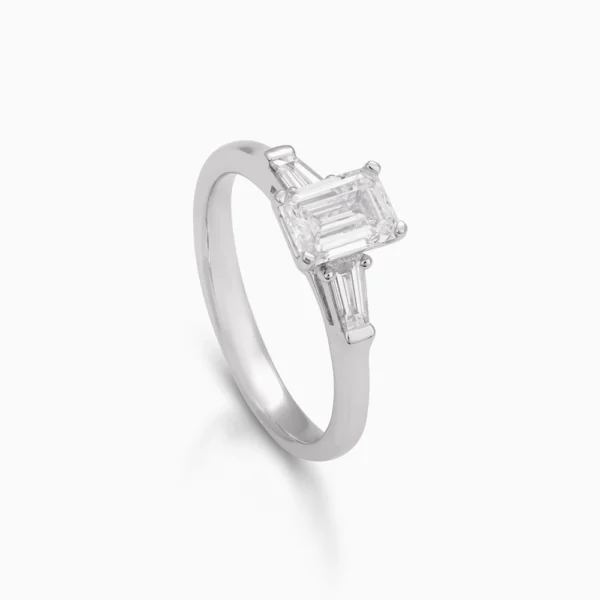 Farah solitaire
