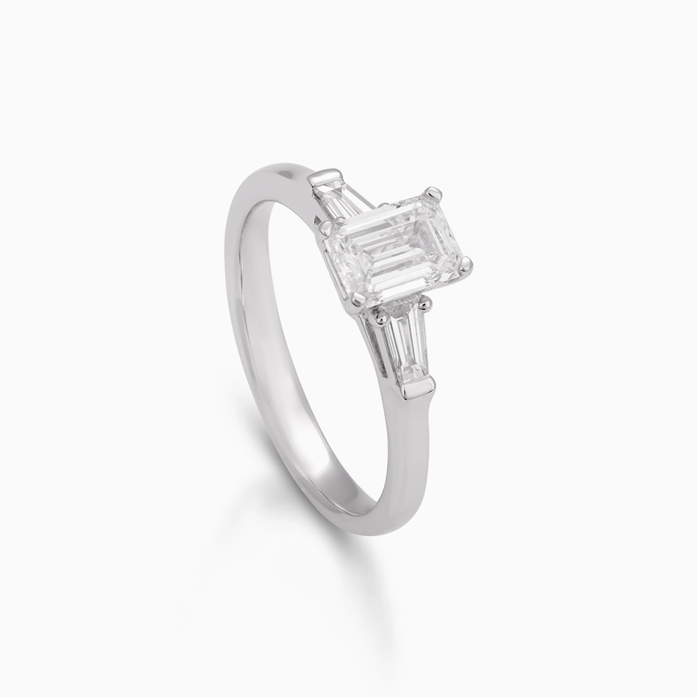 Farah solitaire