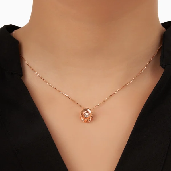 Omnia Necklace