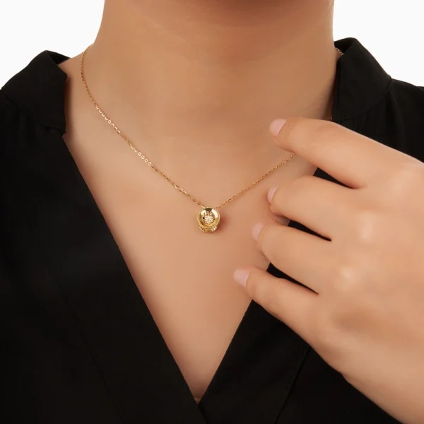 Omnia Necklace