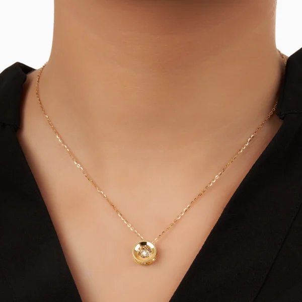 Omnia Necklace
