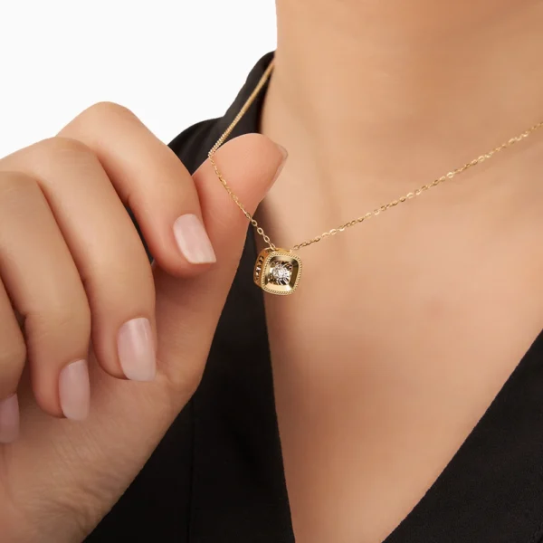 Omnia Necklace